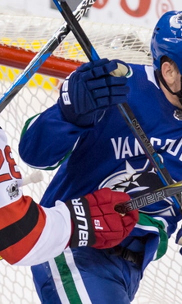 Canucks' Derek Dorsett ending career due to spinal issues
